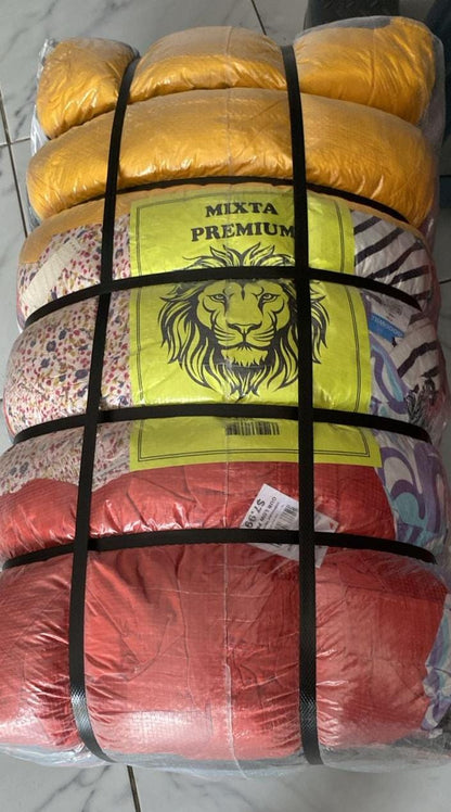 PACA AMERICANA-mixta invierno, Boutique 80% Nueva,(juvenil) Hombre/Mujer